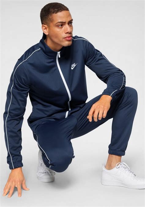 nike trainingsjacke herren sportler|Trainingsanzüge für Herren .